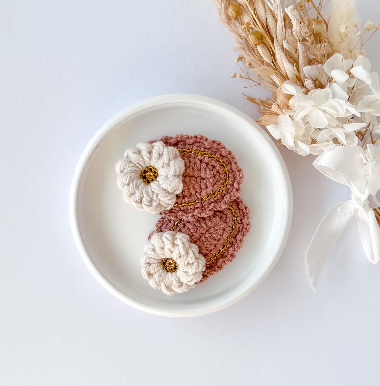 CROCHET CLIP | BLOSSOM BROWN