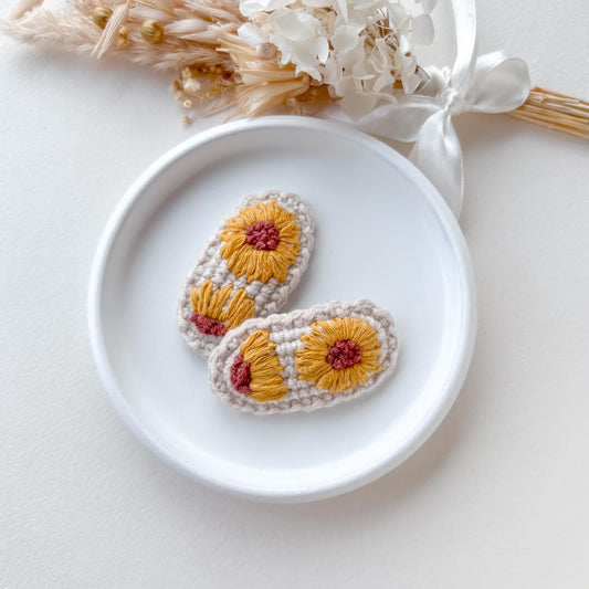 CROCHET CLIPS | Cream Sunflower