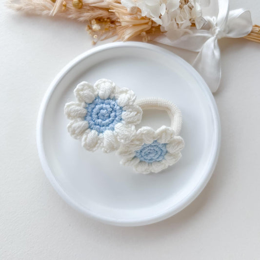 CROCHET FLOWER BOBBLES | Pastel Blue
