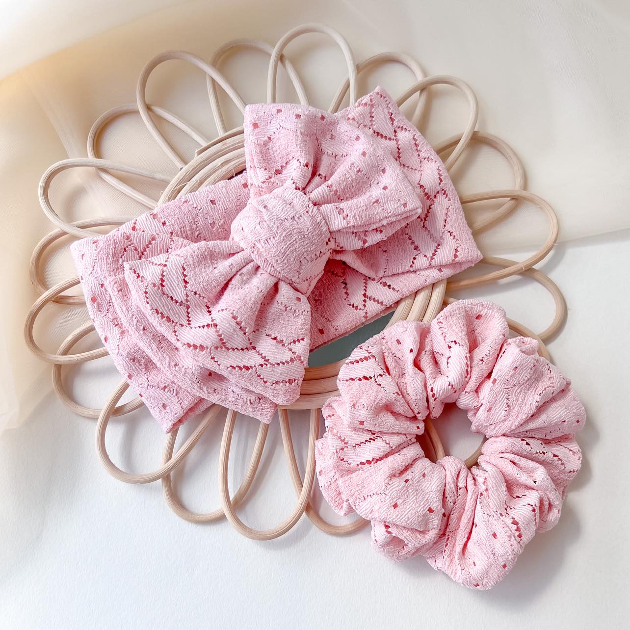 Oversized Topknot | Peache Eyelet