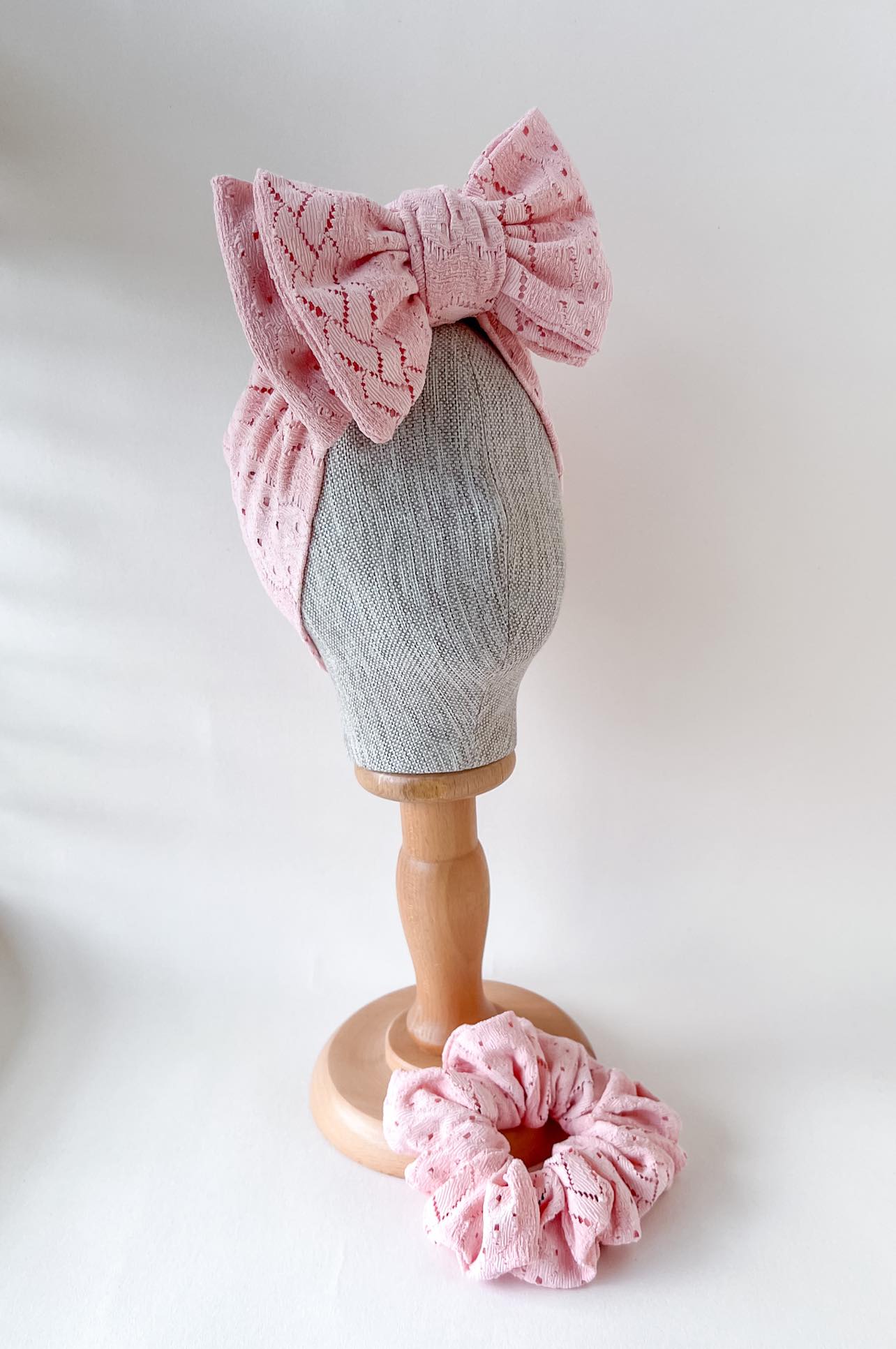 Oversized Topknot | Peache Eyelet