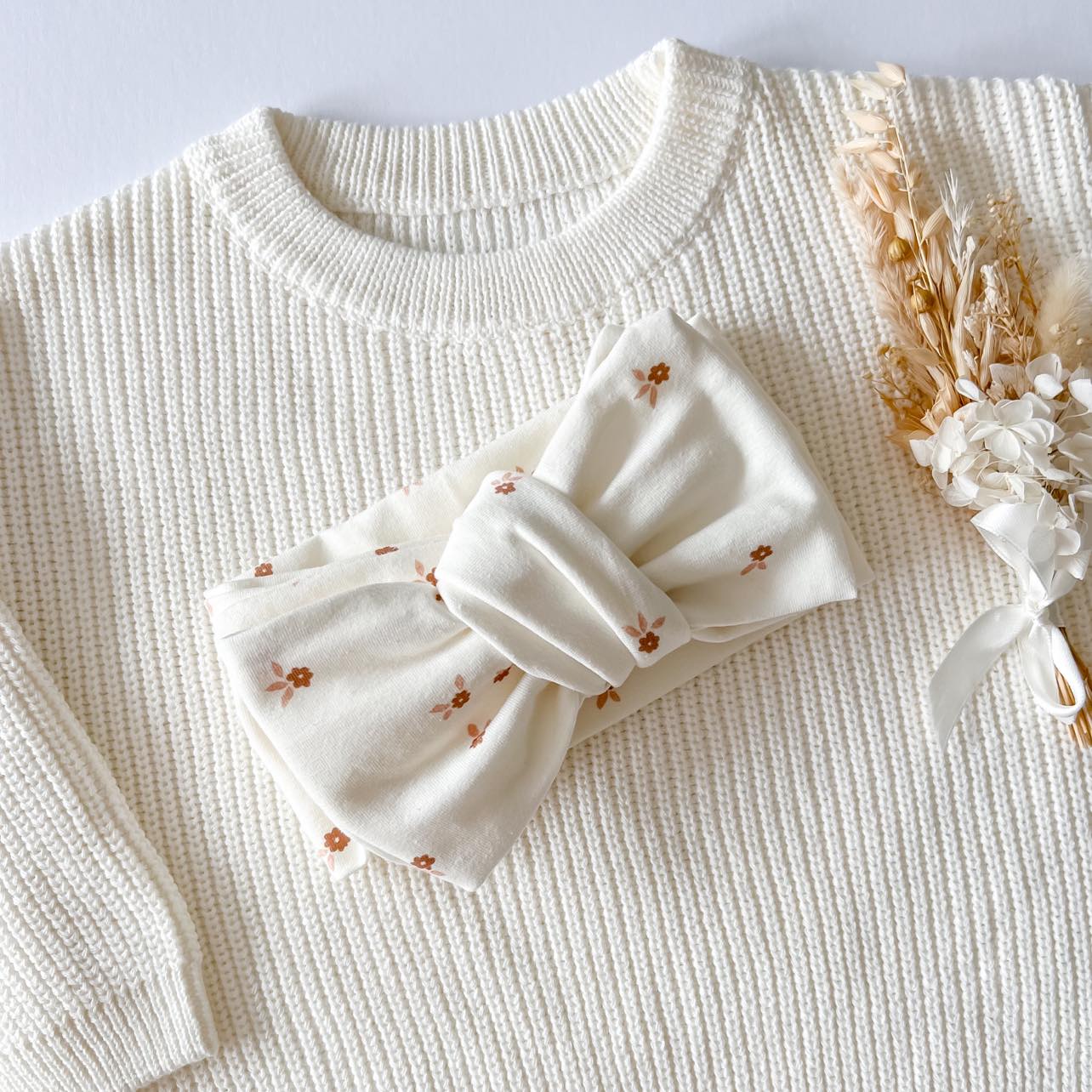 OVERSIZED TOPKNOT | DITSY FLORALS