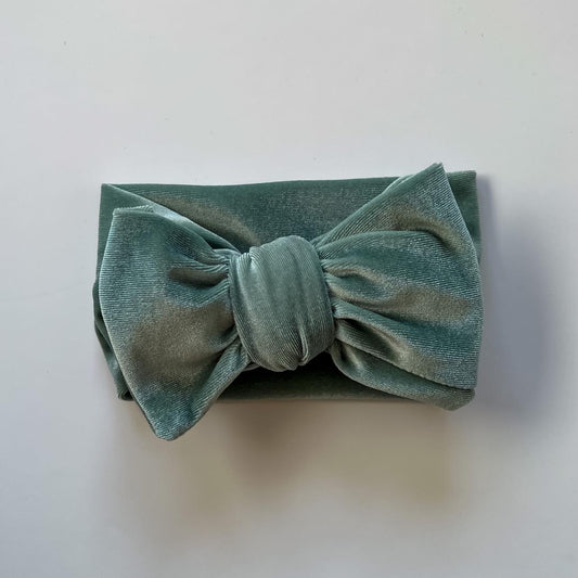 VELVET OVERSIZED TOPKNOT | GREEN