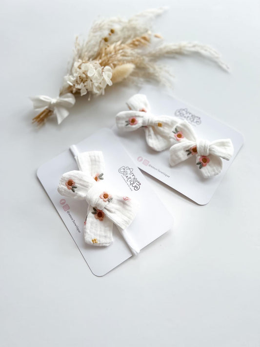 Spring Bloom Pigtail Set